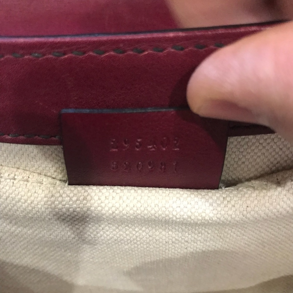 Gucci Handbags - Picture 2 of 8